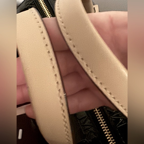 FINAL $$DROP!!BLACK PATENT MICHAEL KORS GRAYSON MEDIUM SACHEL AUTHENTIC - Picture 11 of 15